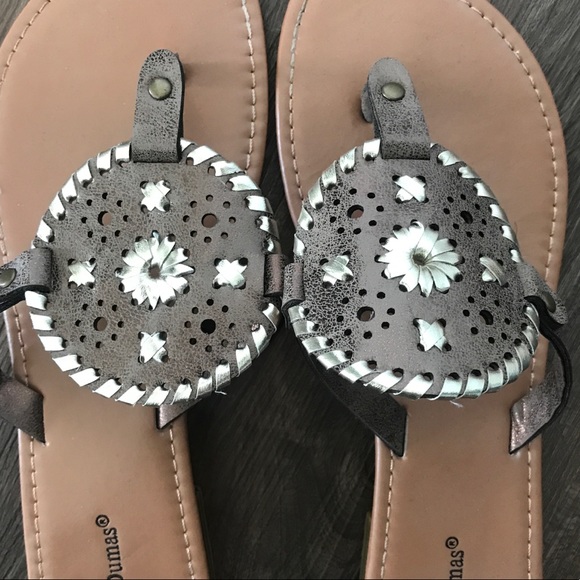 Sandals - Picture 2 of 2